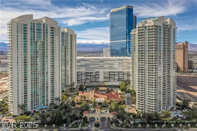 2777 Paradise, Las Vegas, NV 89109