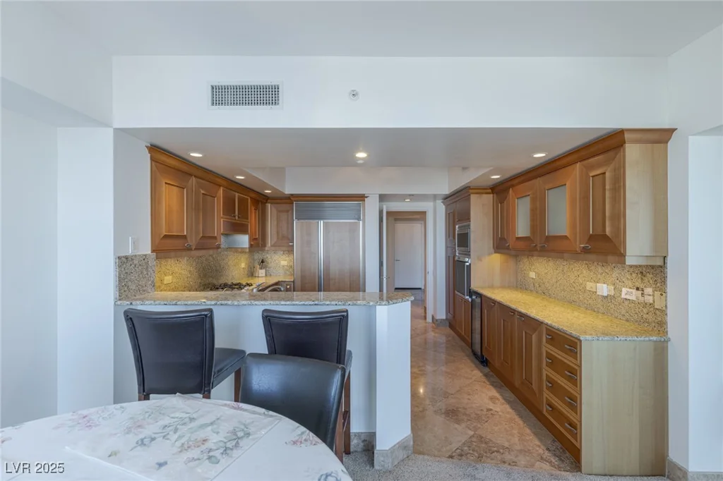 2777 Paradise, Las Vegas, NV 89109