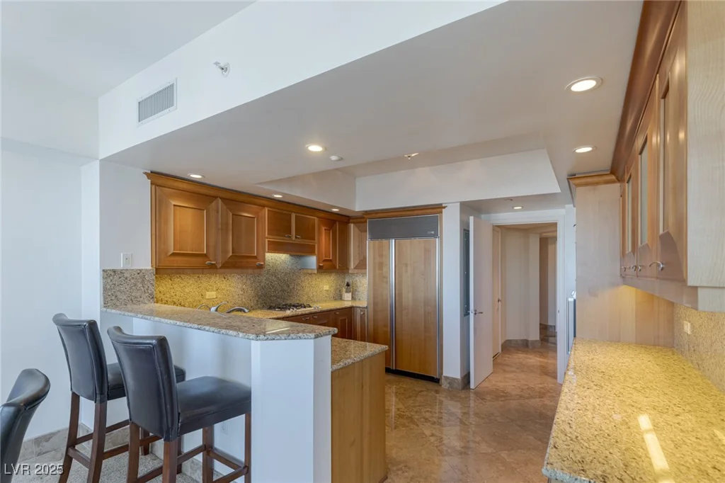 2777 Paradise, Las Vegas, NV 89109