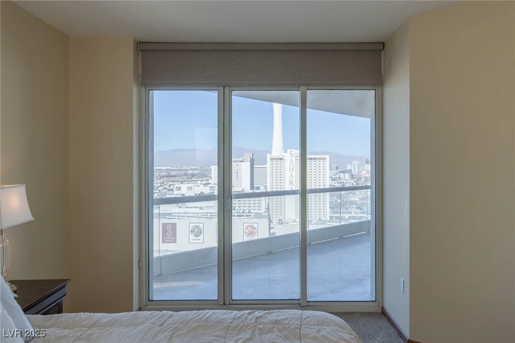 2777 Paradise, Las Vegas, NV 89109