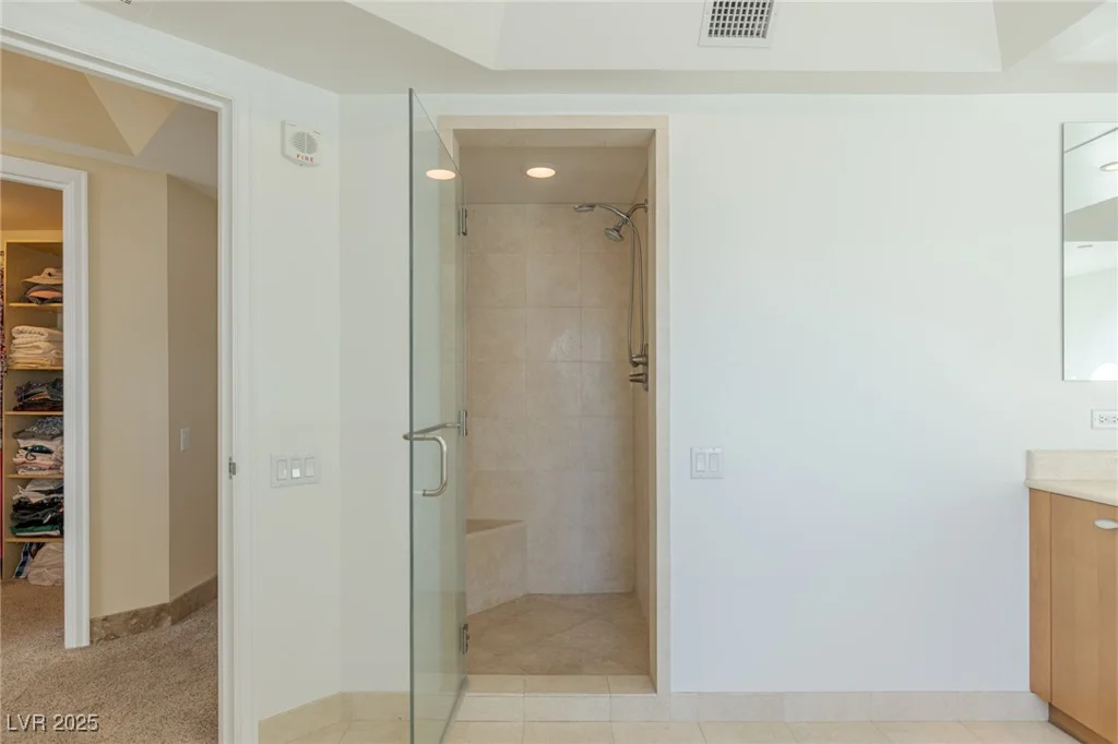 2777 Paradise, Las Vegas, NV 89109