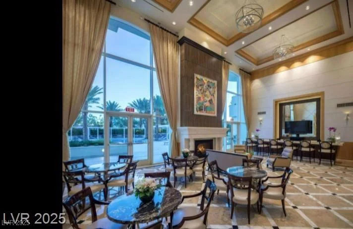 2777 Paradise, Las Vegas, NV 89109