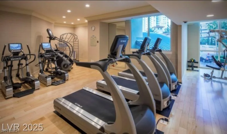 2777 Paradise, Las Vegas, NV 89109