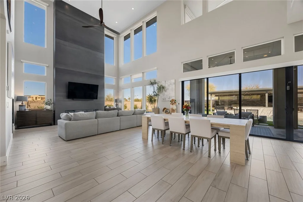 10631 Patina Hills, Las Vegas, NV 89135