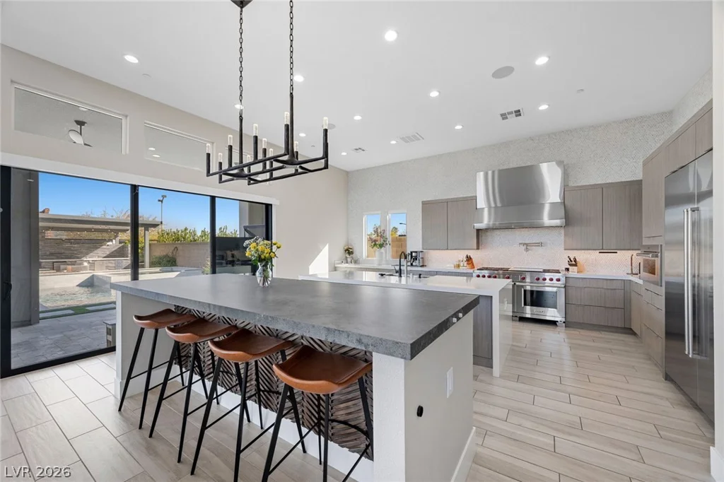 10631 Patina Hills, Las Vegas, NV 89135