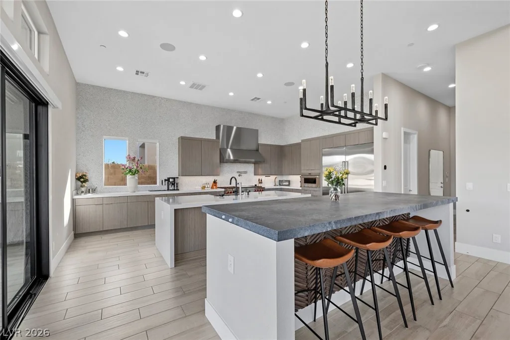 10631 Patina Hills, Las Vegas, NV 89135