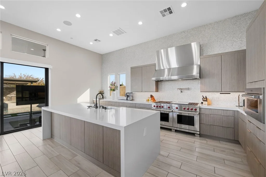 10631 Patina Hills, Las Vegas, NV 89135