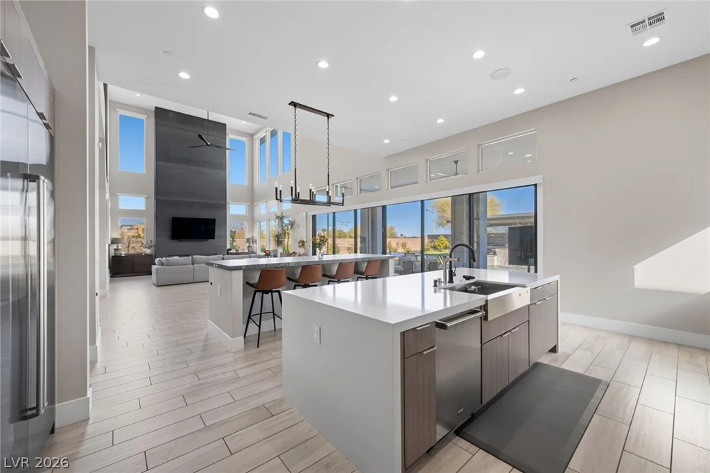 10631 Patina Hills, Las Vegas, NV 89135