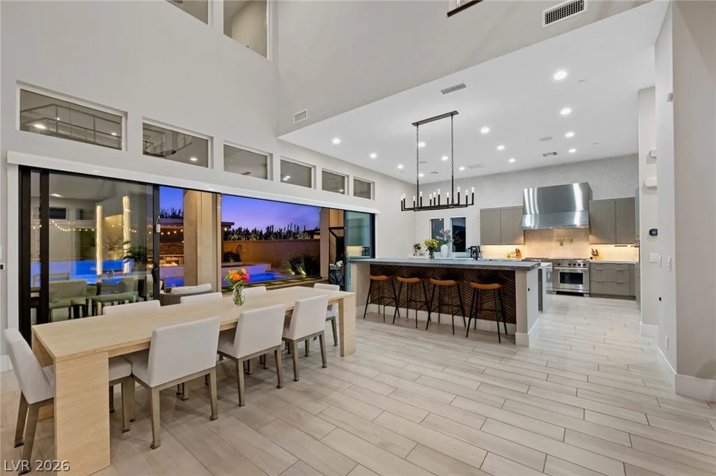 10631 Patina Hills, Las Vegas, NV 89135