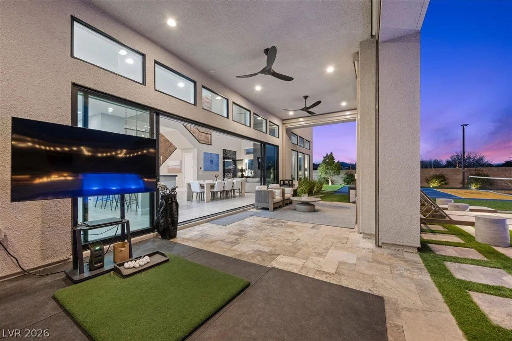 10631 Patina Hills, Las Vegas, NV 89135