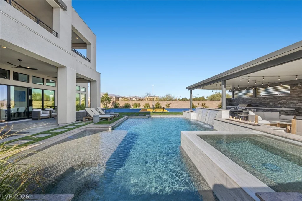 10631 Patina Hills, Las Vegas, NV 89135