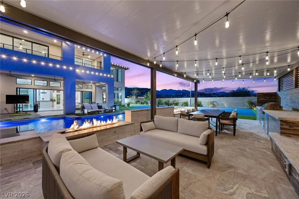 10631 Patina Hills, Las Vegas, NV 89135