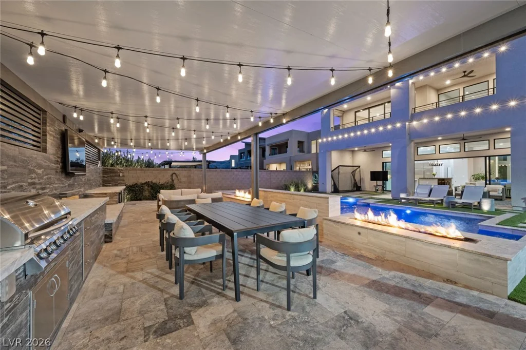 10631 Patina Hills, Las Vegas, NV 89135