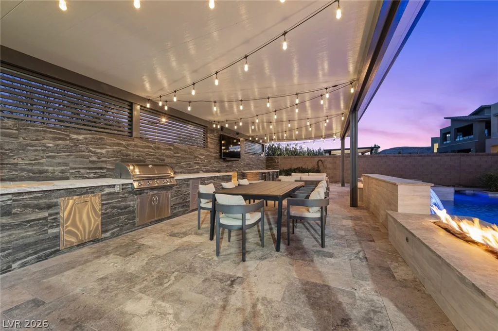 10631 Patina Hills, Las Vegas, NV 89135