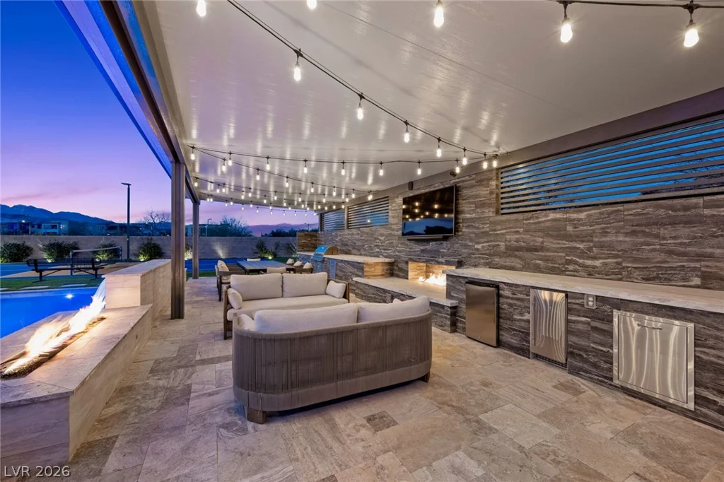 10631 Patina Hills, Las Vegas, NV 89135