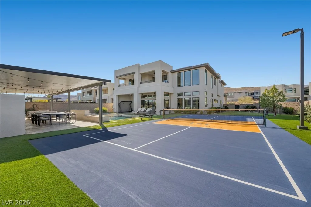 10631 Patina Hills, Las Vegas, NV 89135