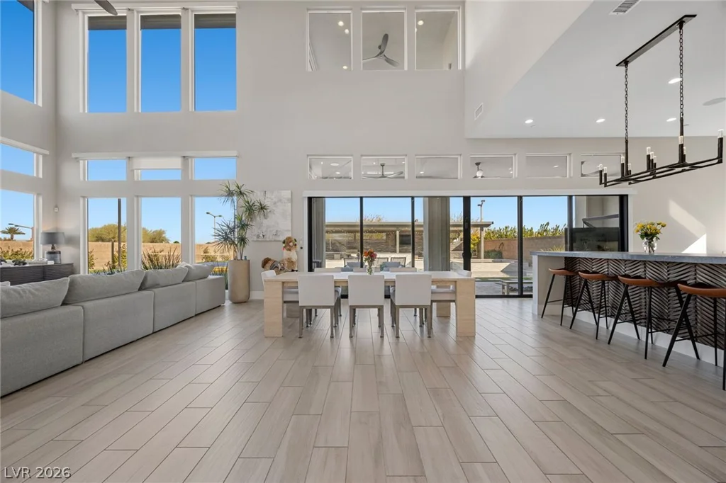 10631 Patina Hills, Las Vegas, NV 89135