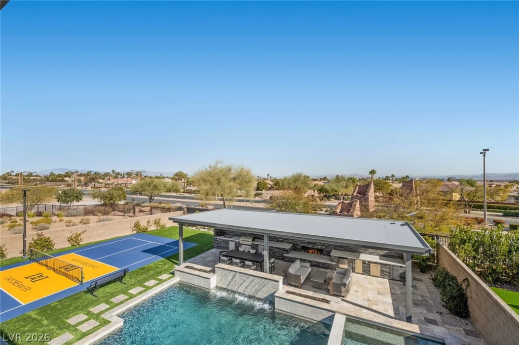 10631 Patina Hills, Las Vegas, NV 89135