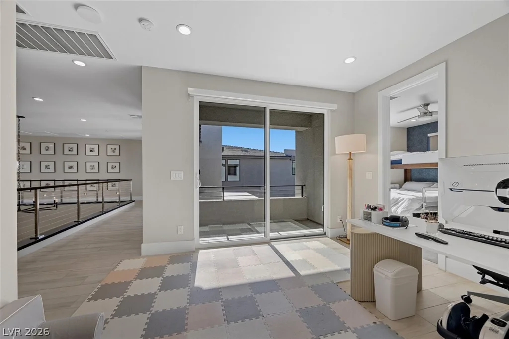 10631 Patina Hills, Las Vegas, NV 89135