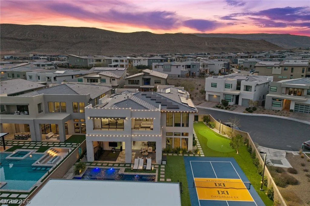 10631 Patina Hills, Las Vegas, NV 89135