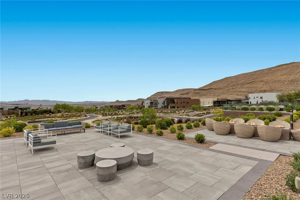10631 Patina Hills, Las Vegas, NV 89135