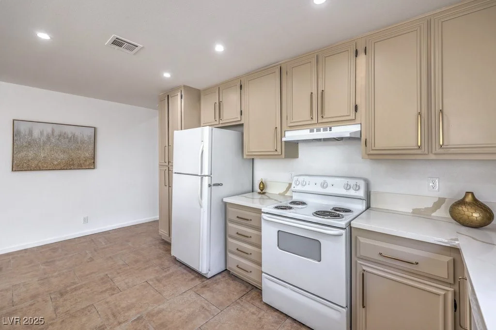4745 Desert Vista, Las Vegas, NV 89121
