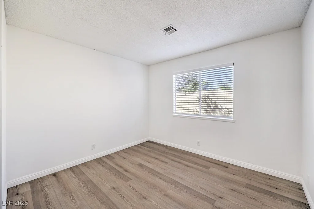 4745 Desert Vista, Las Vegas, NV 89121