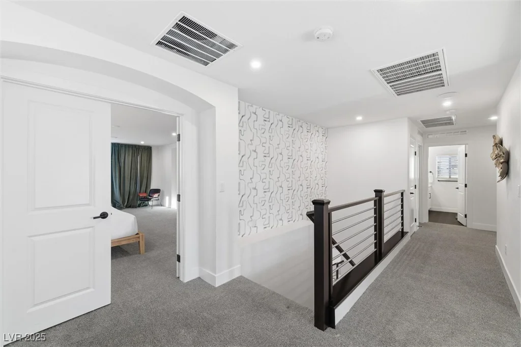 7110 Moss Hill, Las Vegas, NV 89113