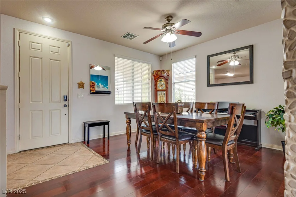 3716 Honey Crest, Las Vegas, NV 89135