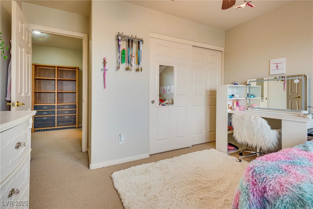3716 Honey Crest, Las Vegas, NV 89135