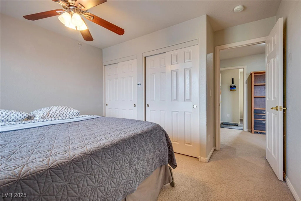 3716 Honey Crest, Las Vegas, NV 89135