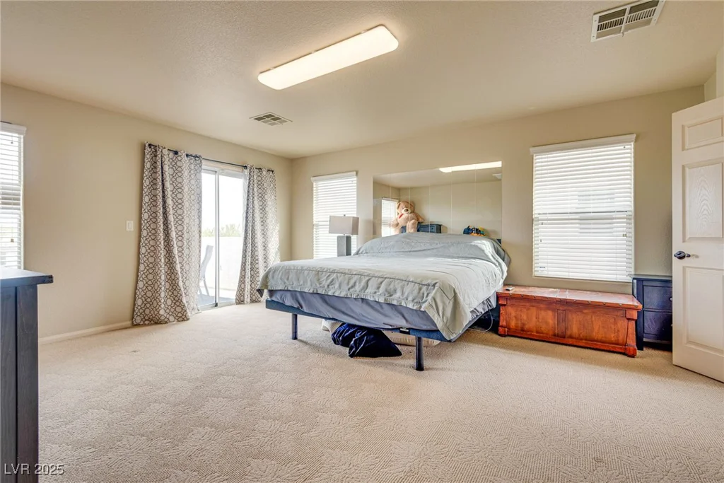 3716 Honey Crest, Las Vegas, NV 89135