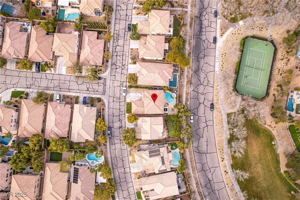 3716 Honey Crest, Las Vegas, NV 89135