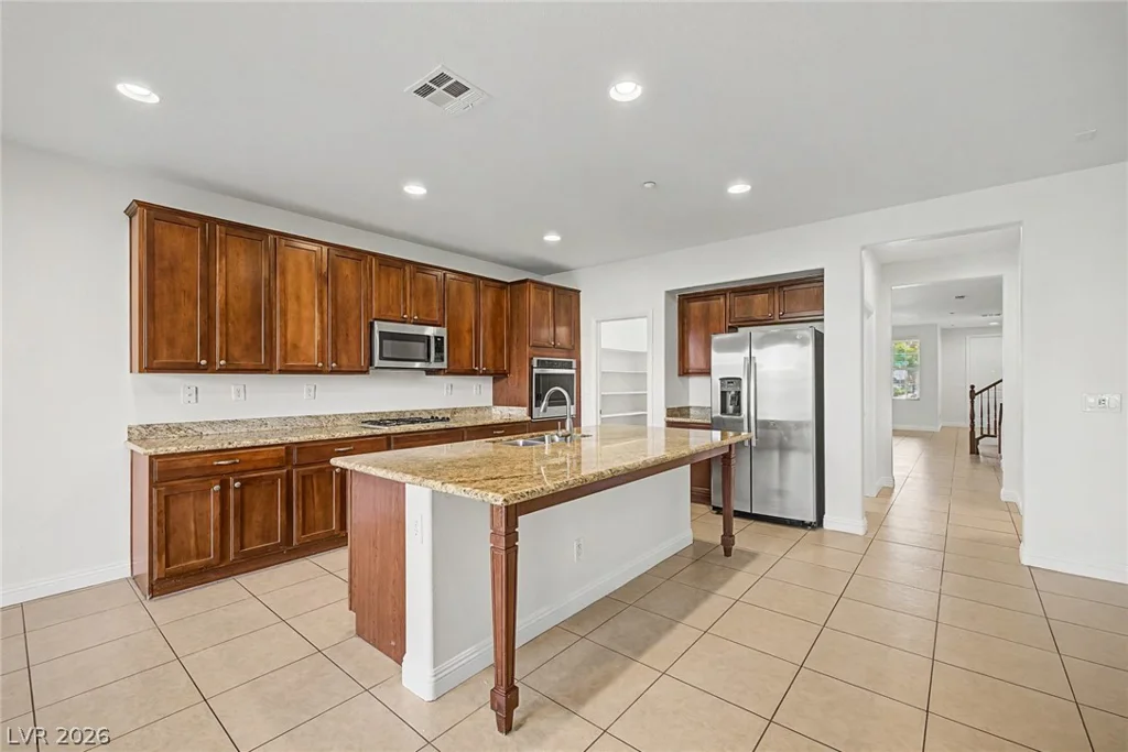 2012 Canvas Edge, Henderson, NV 89044