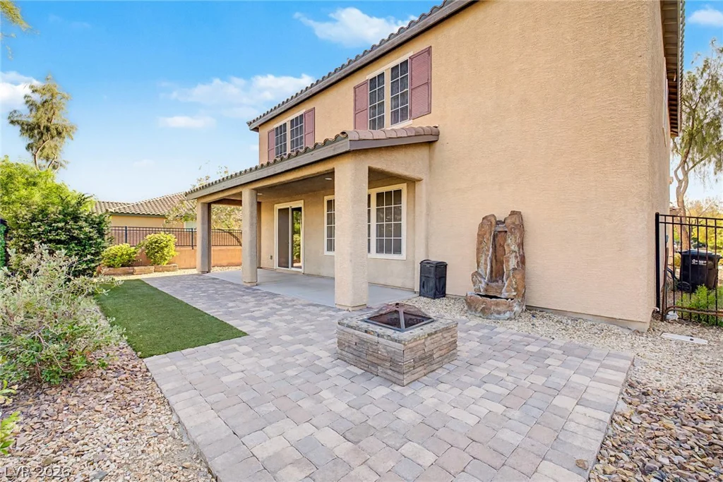 2012 Canvas Edge, Henderson, NV 89044