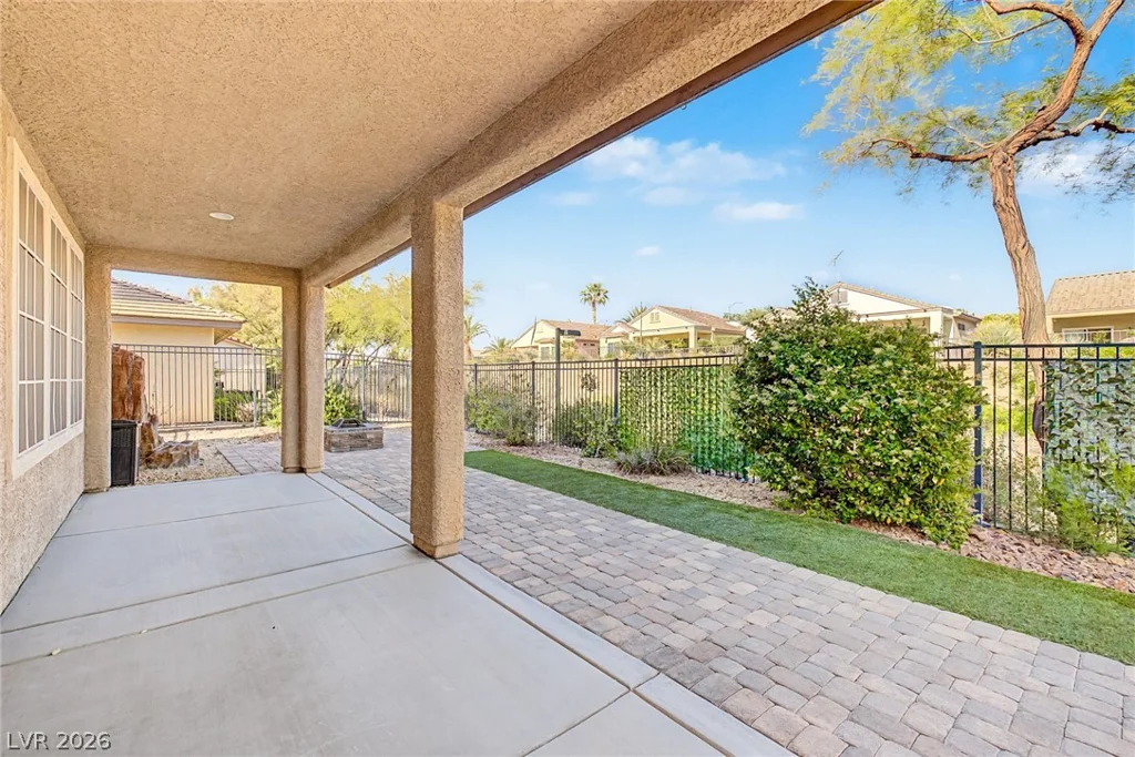 2012 Canvas Edge, Henderson, NV 89044