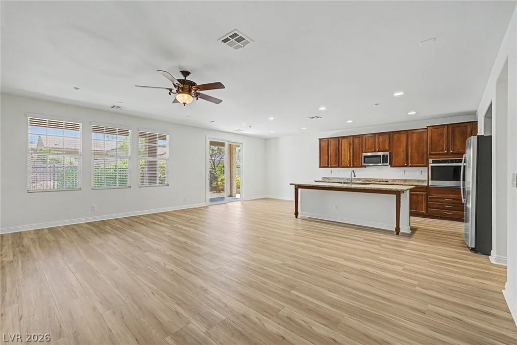 2012 Canvas Edge, Henderson, NV 89044