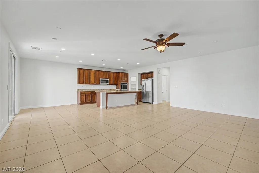 2012 Canvas Edge, Henderson, NV 89044