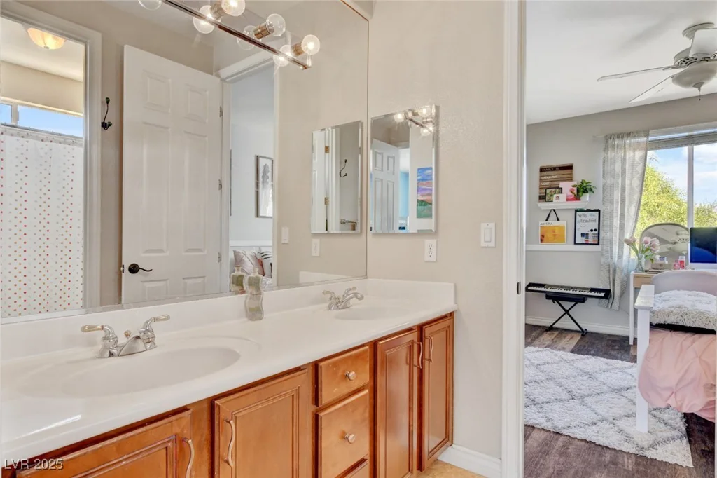 10960 Bethel Park, Las Vegas, NV 89141