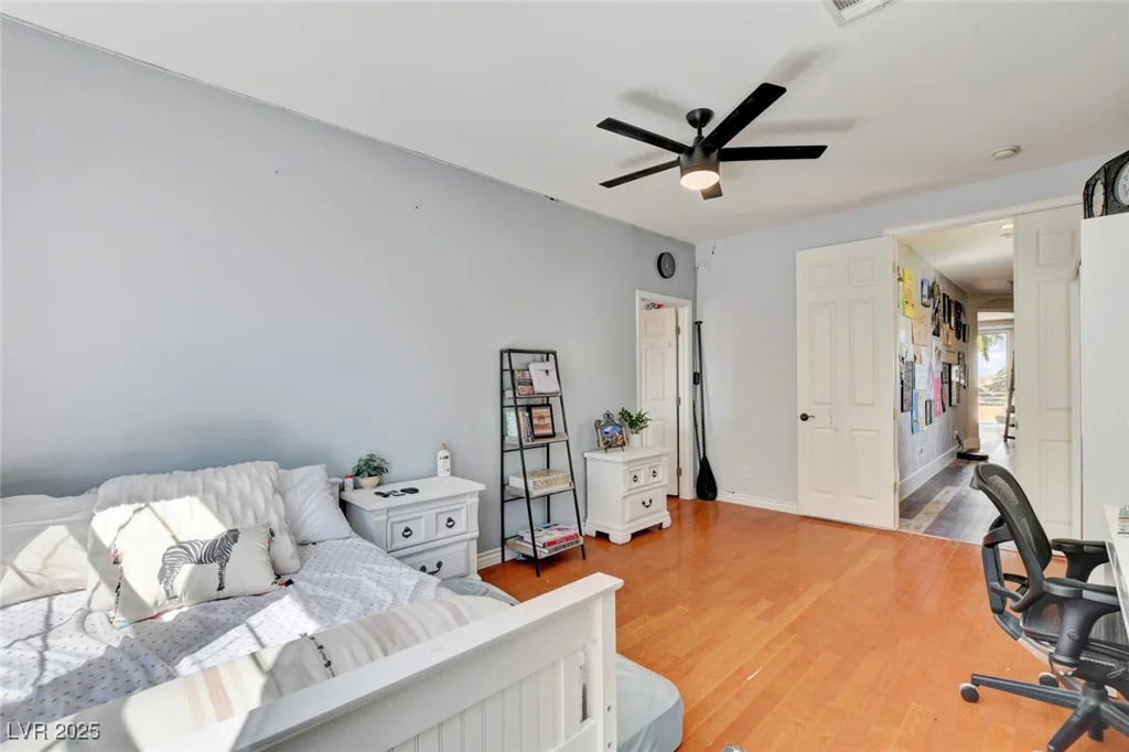 10960 Bethel Park, Las Vegas, NV 89141