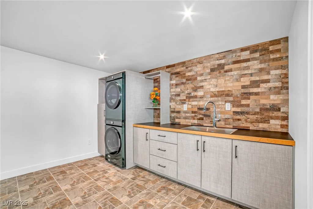1318 Denver, Boulder City, NV 89005