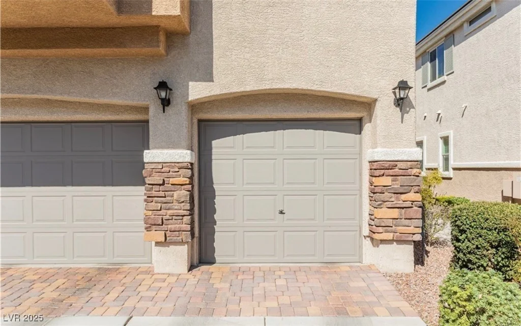 10111 Aspen Rose, Las Vegas, NV 89183