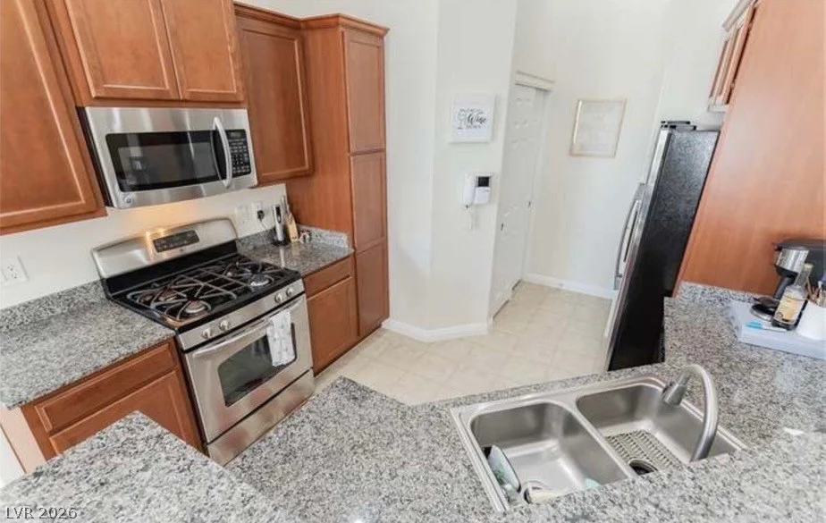 10111 Aspen Rose, Las Vegas, NV 89183