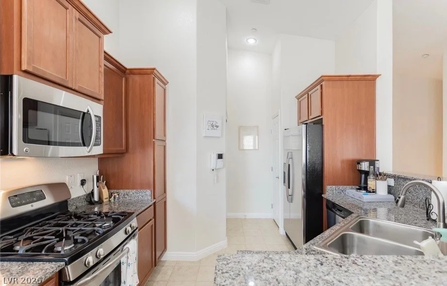 10111 Aspen Rose, Las Vegas, NV 89183