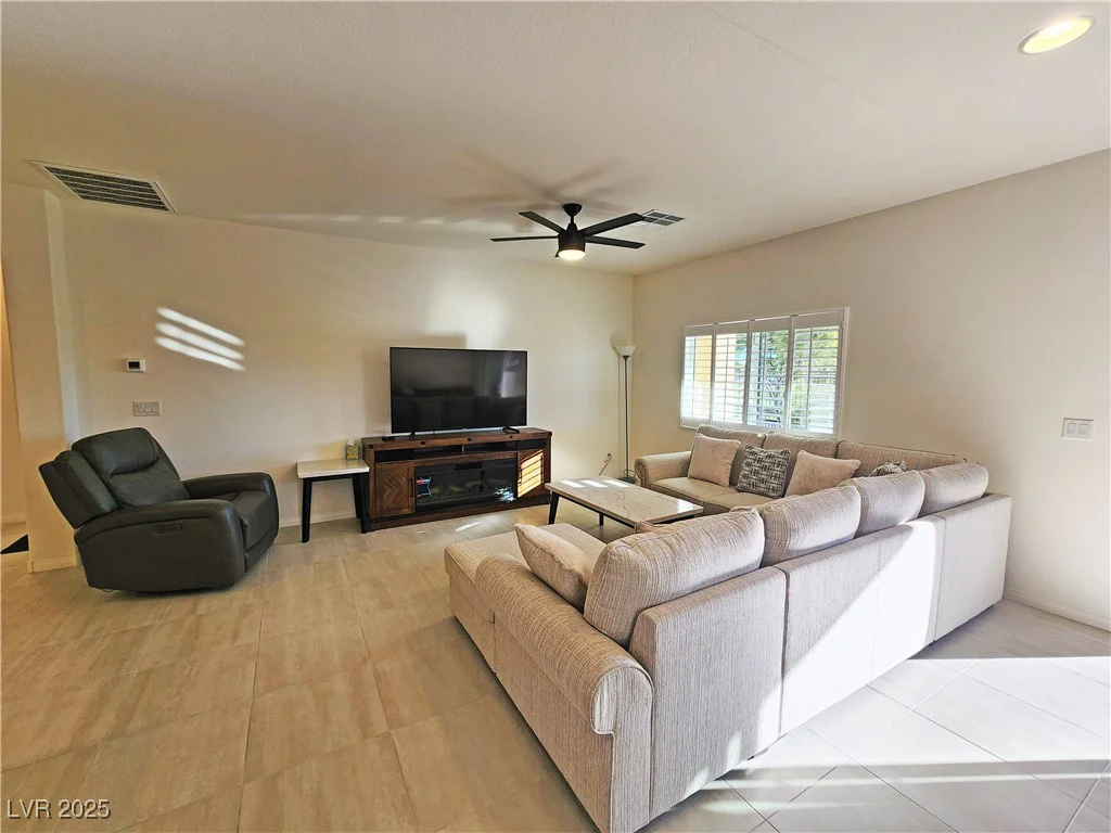 5441 La Campana, Pahrump, NV 89061