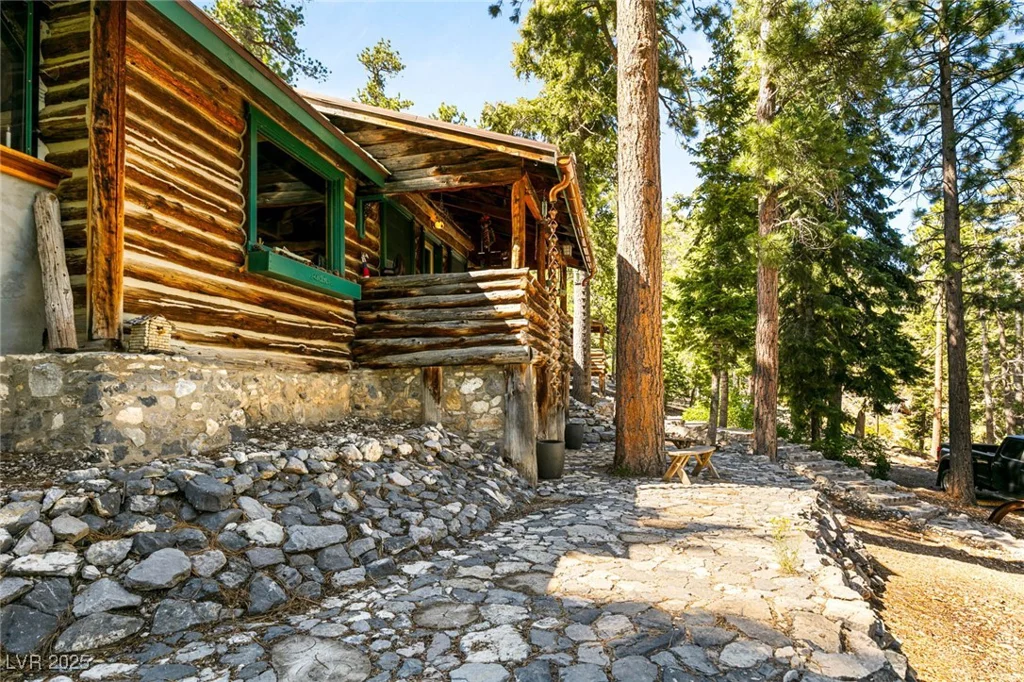 4085 Cougar Ridge, Mount Charleston, NV 89124