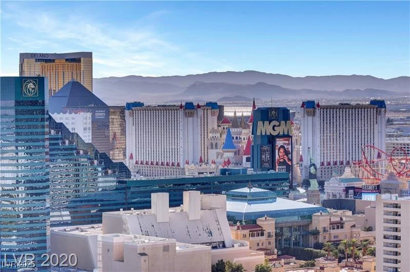 125 Harmon, Las Vegas, NV 89109