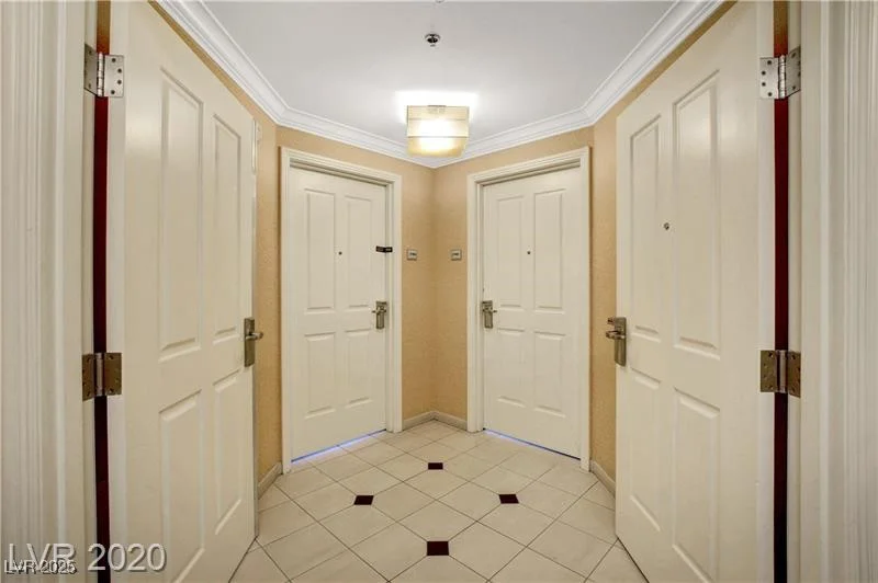 125 Harmon, Las Vegas, NV 89109