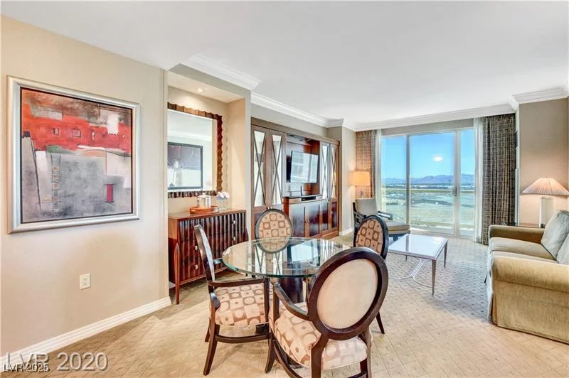 125 Harmon, Las Vegas, NV 89109