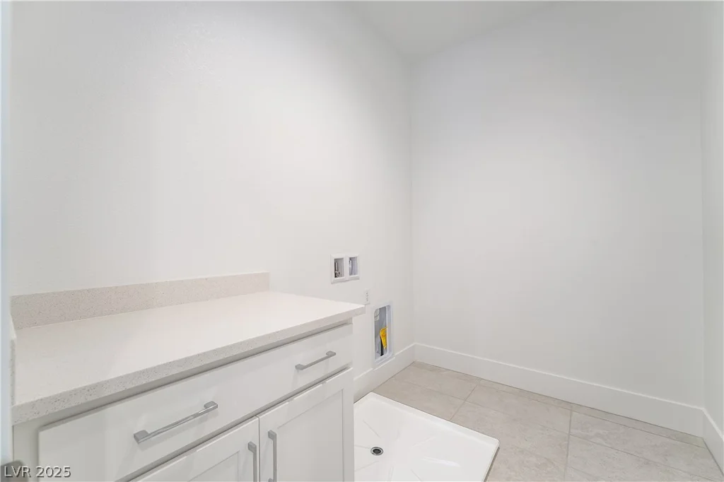 2497 Indigo Mountain, Henderson, NV 89044